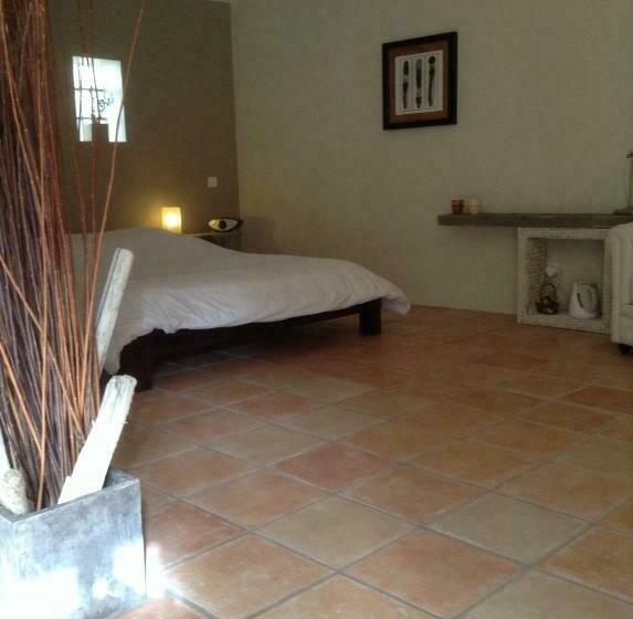 סוויטה, La Demeure