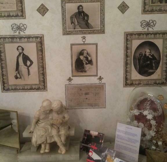 اتاق سوپریور, Maison Du Théâtre Saint Bonnet