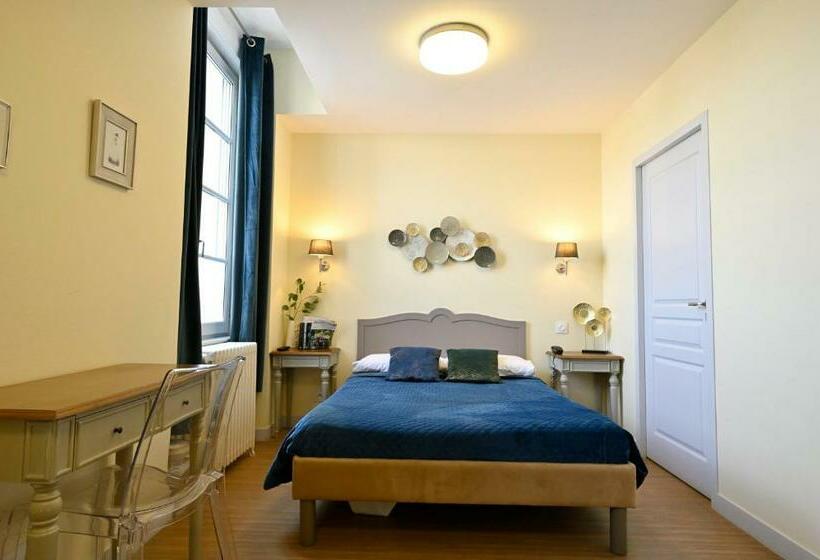 Номер Комфорт, Hôtel Relais Du Loir