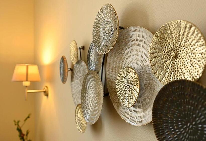 Номер Комфорт, Hôtel Relais Du Loir
