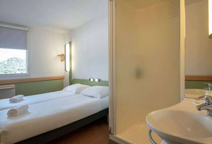 Номер Стандарт, Ibis Budget Ajaccio