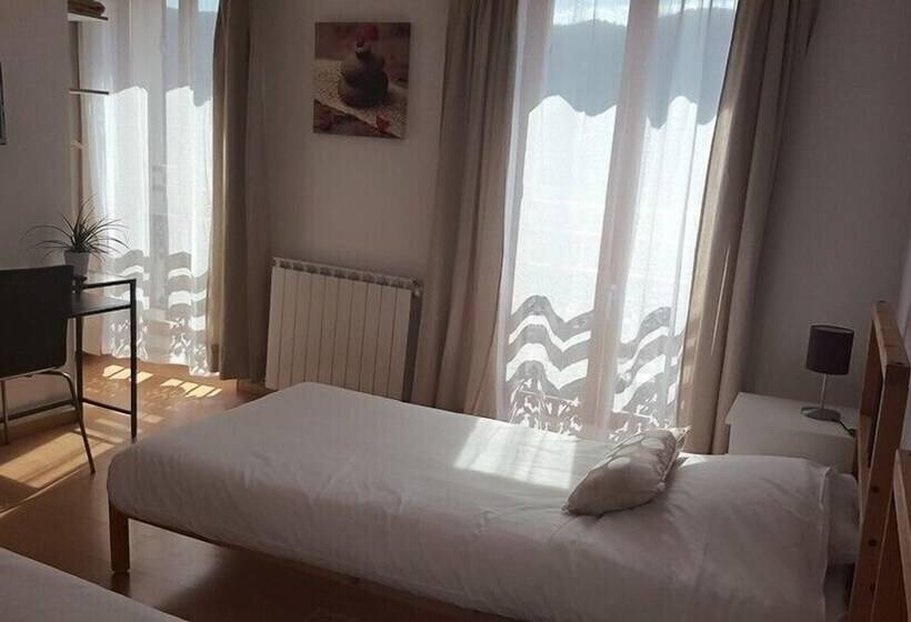 Номер Стандарт, Le Clos Des Acacias