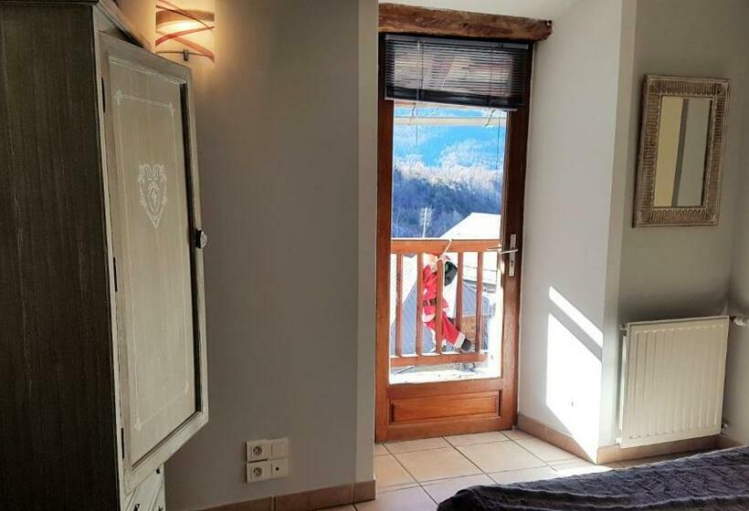 标准间带山景, La Jarbelle   Gîte Et Spa