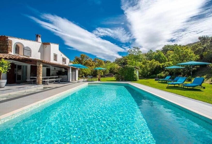 Quarto Estandar, Le Joyau Du Golfe De St Tropez