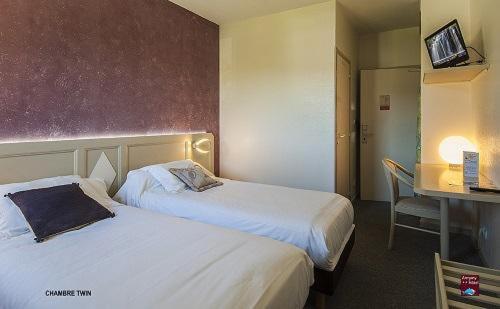 Quarto Superior, Hôtel Armony
