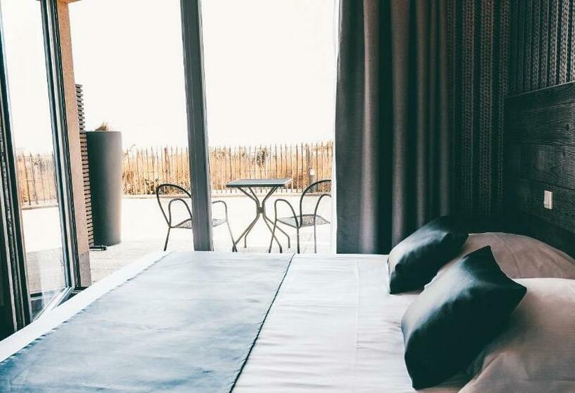 Номер Стандарт Вид на Море, Logis  Hôtel De La Baie De Wissant