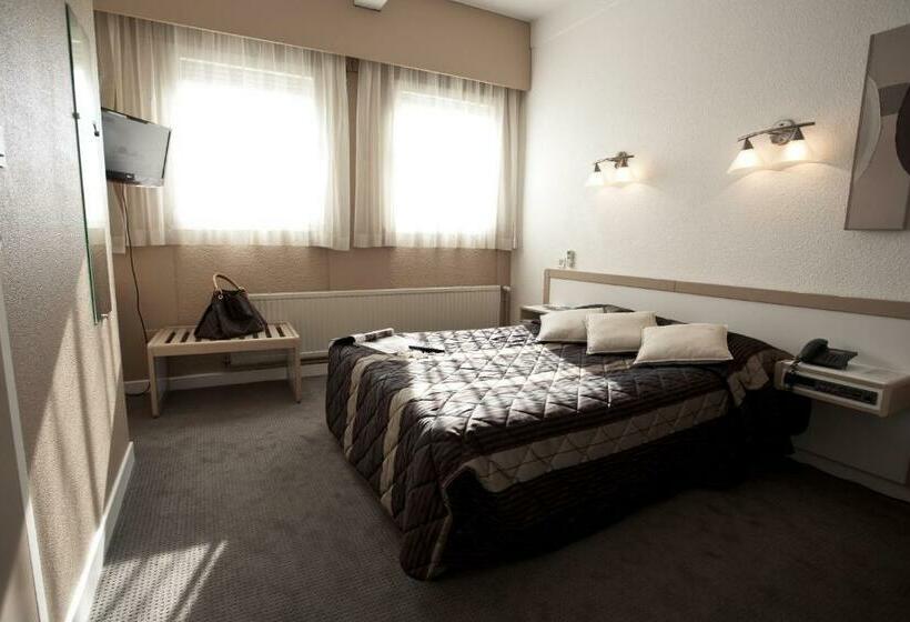 Номер Стандарт, Hôtel Karène