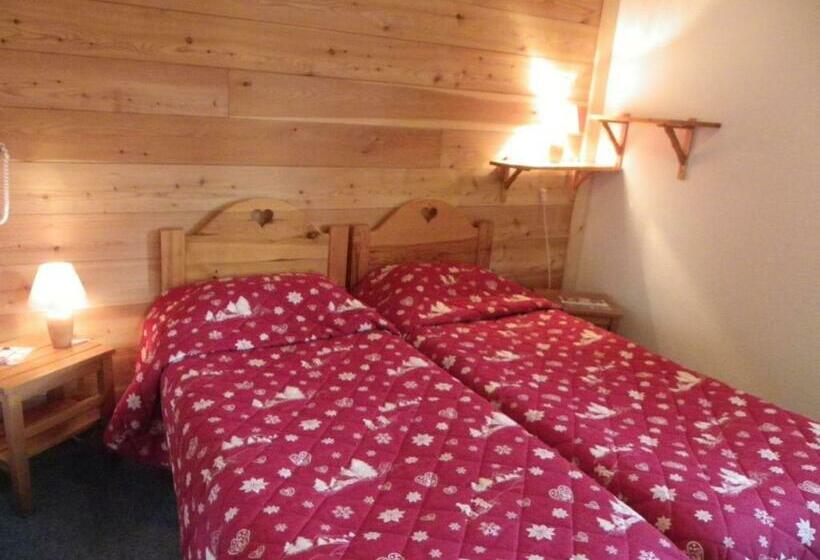 Номер Стандарт, Hôtel L Echaillon