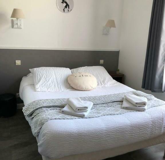 Economy Triple Room, Le Cottage