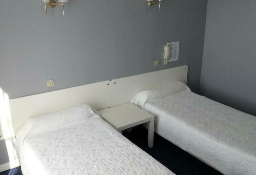 Номер Стандарт, Auberge Béarn Bigorre