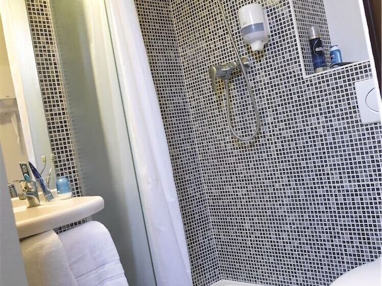 Номер Стандарт, Hôtel Akena De Clermont Creil