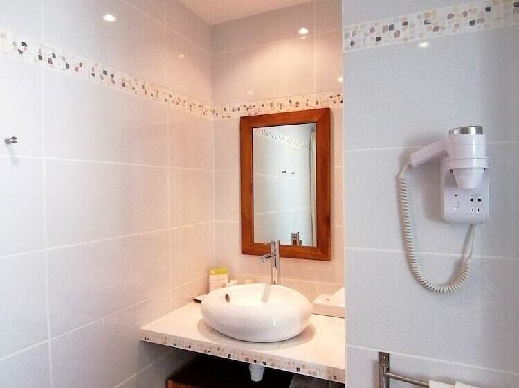 سوییت خانوادگی, Hôtel Ancre Marine & Spa Thalgo