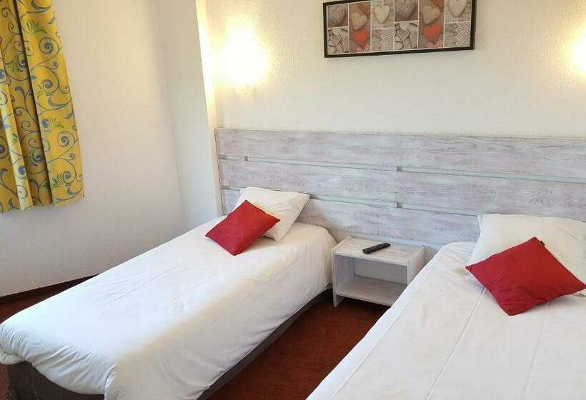 Номер Стандарт, Hôtel Les écrins