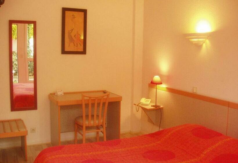 Номер Стандарт Внутренний, Hôtel Orange Marine