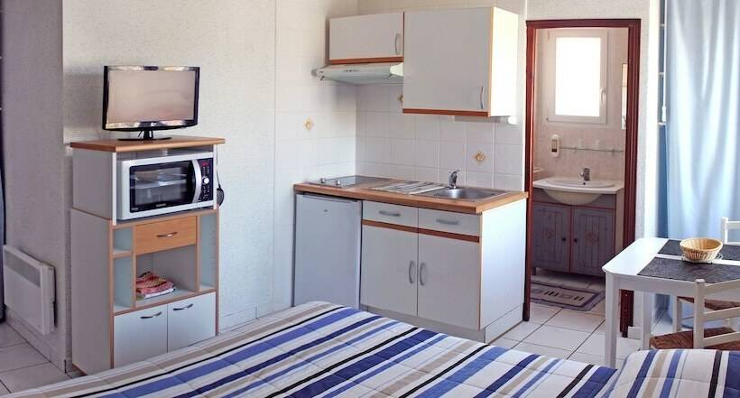 Студия Стандарт, Hôtel Résidence Les Flots
