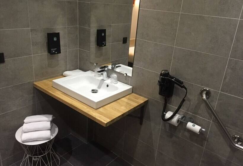 Номер Стандарт, Kyriad Bordeaux Sud  Villenave D Ornon