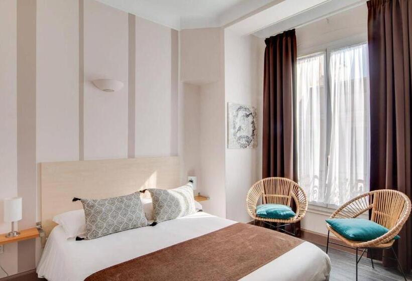 Quarto Estandar, Select