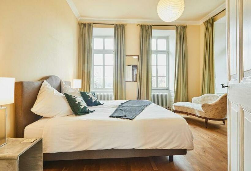 Люкс Повышенной Комфортности, Gutshotel Baron Knyphausen