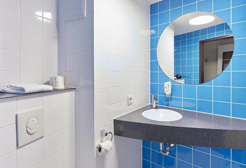 Номер Стандарт, B&b Hotel Köln Messe
