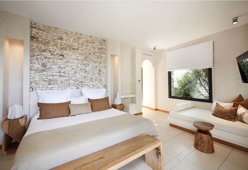 سوئیت پریمیوم, Cala Di Greco