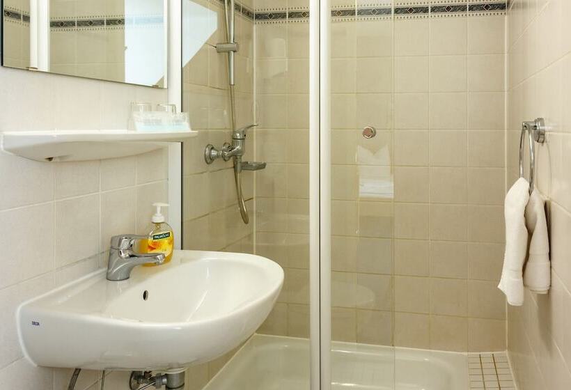 Номер Стандарт, Citypension Dessauroßlau