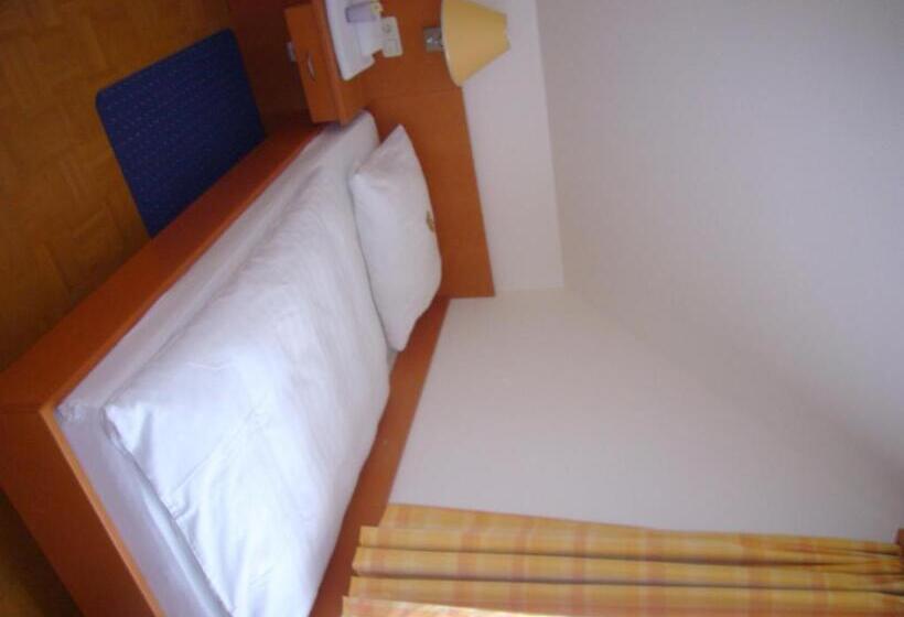 스탠다드 트리플 룸, Deutsches Haus