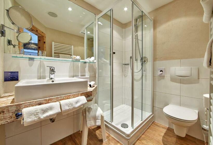 Полулюкс Вид на Горы, Landhotel Zum Bad