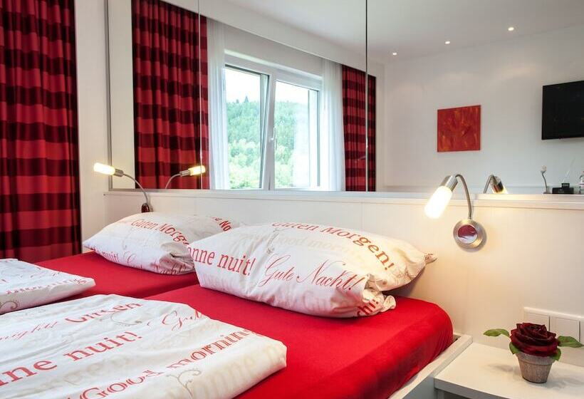 Quarto Triplo Estandar, Landhaus Florian