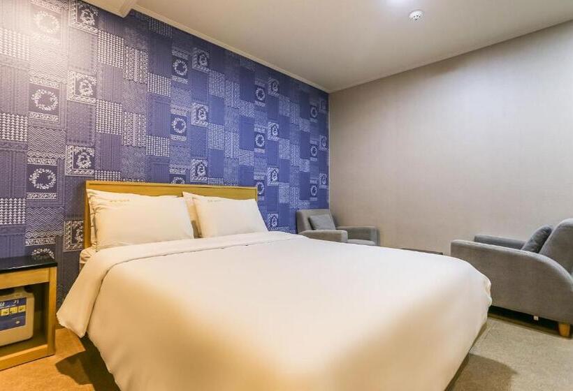 Номер Стандарт, Jeju Alliba