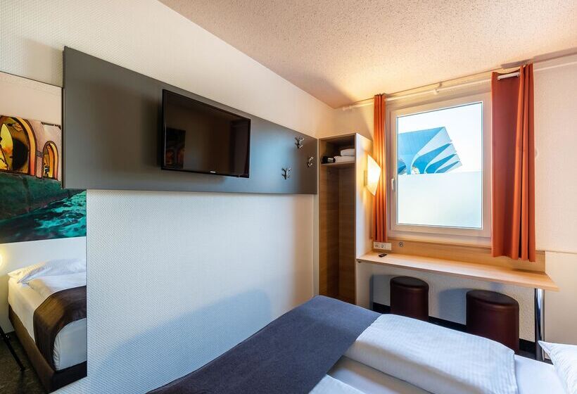 Номер Стандарт, B&b Hotel Freiburg Nord