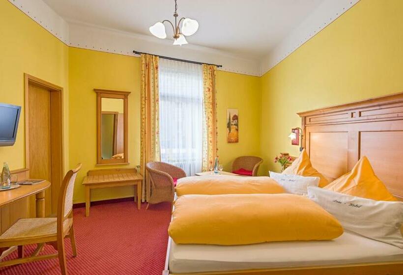 غرفة قياسية, Dom