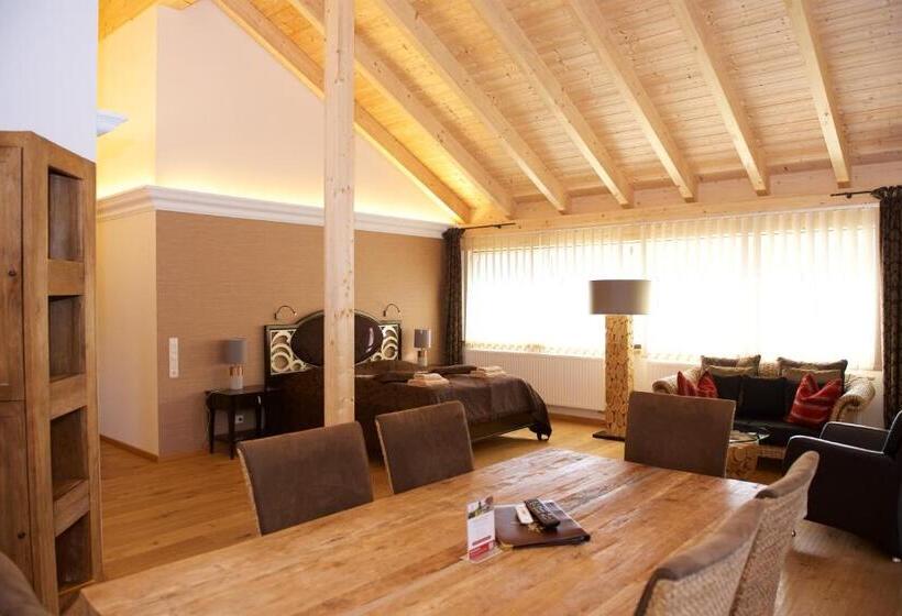 Люкс Deluxe Кровать Кинг, Landhaus Kossel