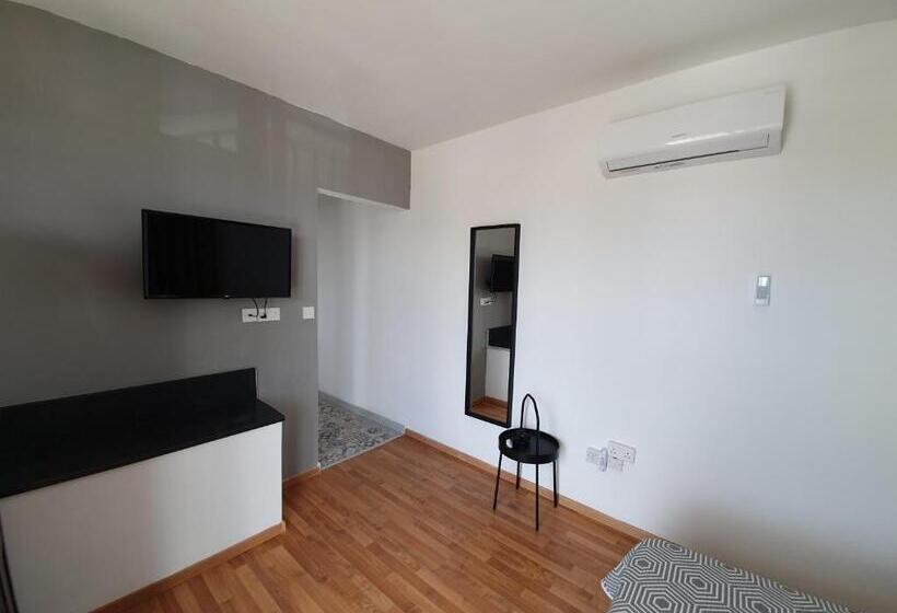 Апартаменты 1 Спальня с Балконом, Valentinos Apartments