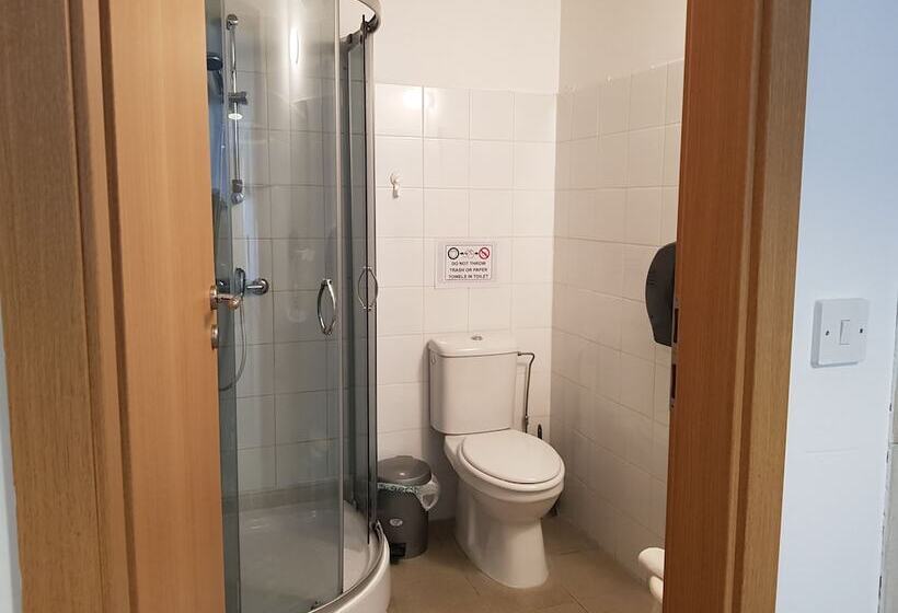 Студио Стандарт с Балконом, Valentinos Apartments