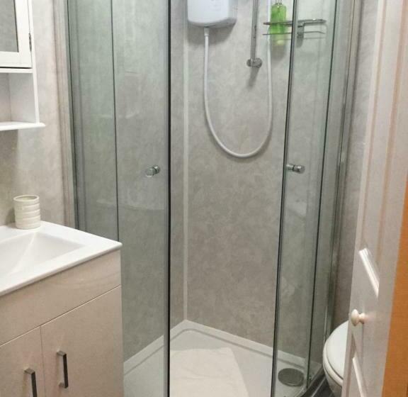 Номер Стандарт, Cliveden Guest House