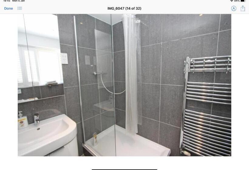 חדר דלוקס לארבעה, Harford En Suite Rooms