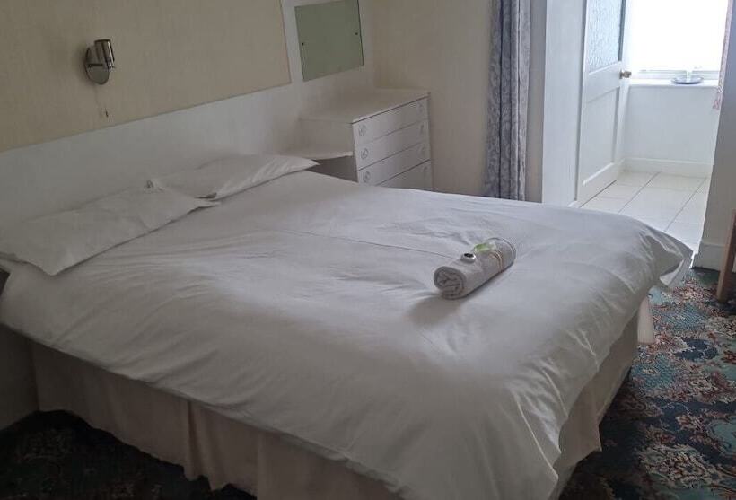 Quarto Estandar, Savoy B&b