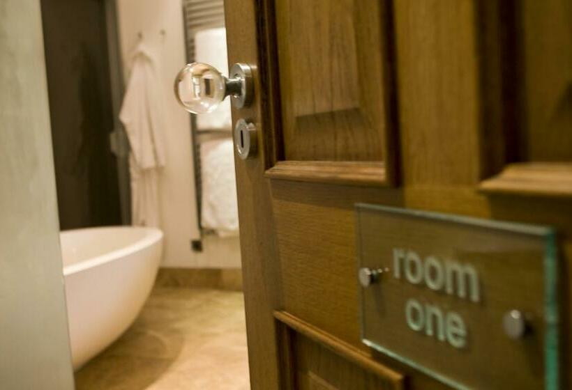 اتاق استاندارد, The Rooms Lytham