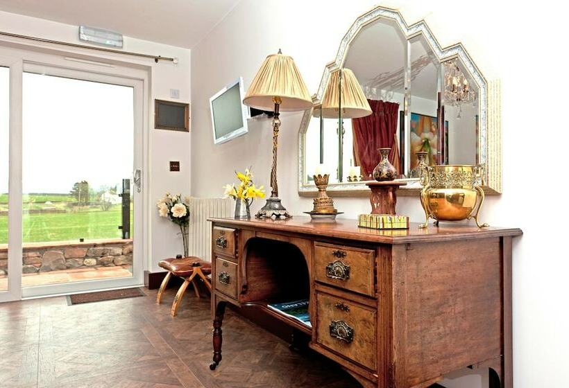 Quarto Estandar, Llamas Pyjamas