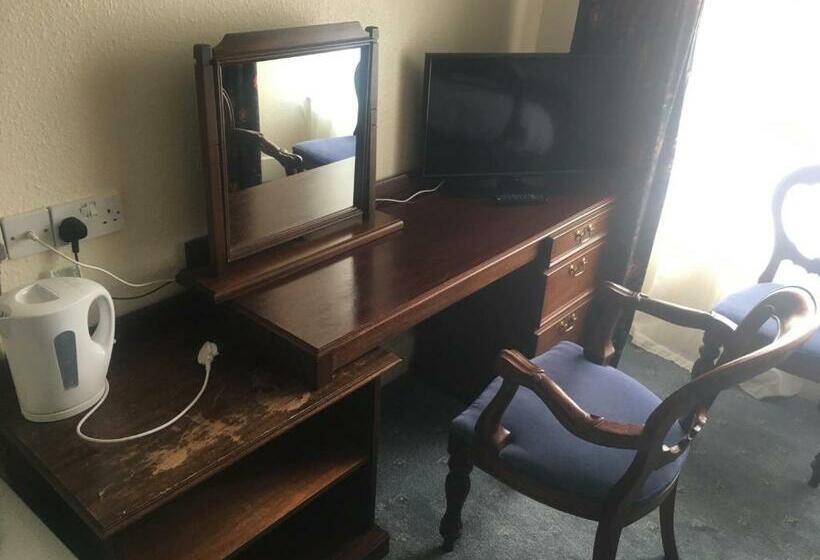 غرفة كلاسيكية, The White Hart