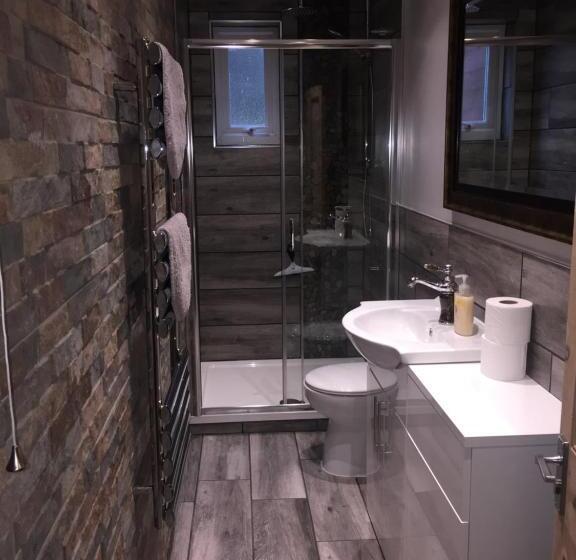 Четырехместный Номер Стандарт, Lledr House Hostel Near Two Zip World Sites