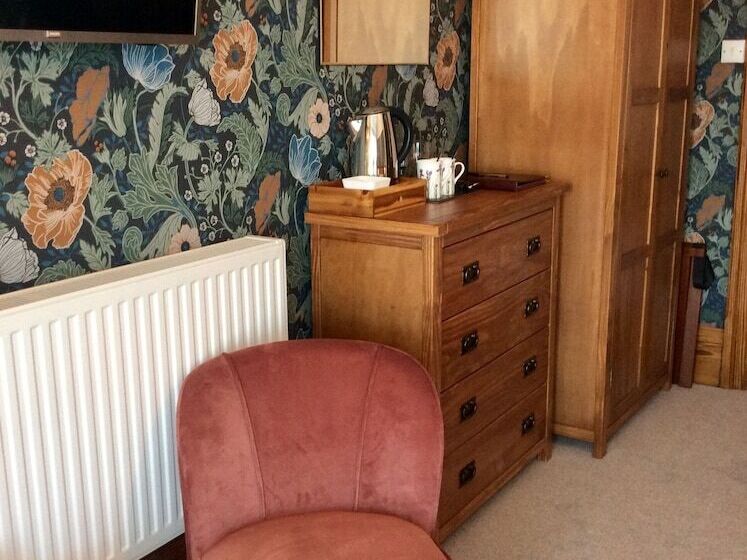 Номер Стандарт с Балконом, Southcliffe B&b
