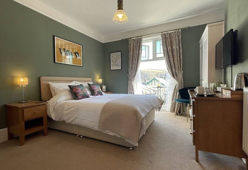 Номер Стандарт с Балконом, Southcliffe B&b
