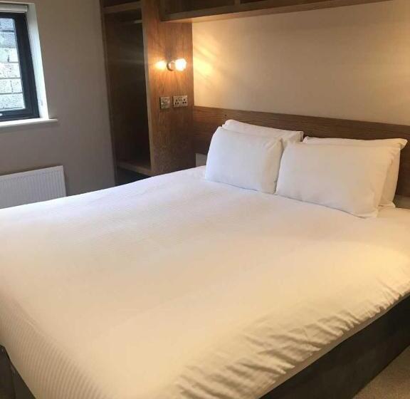 Номер Economy, The Enniskillen Hotel And Motel