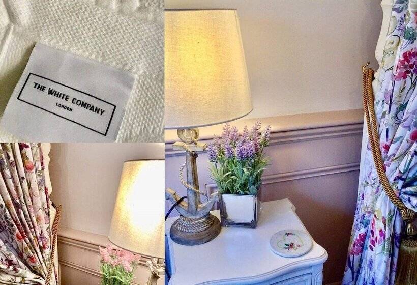 סוויטה, Storrs Gate House