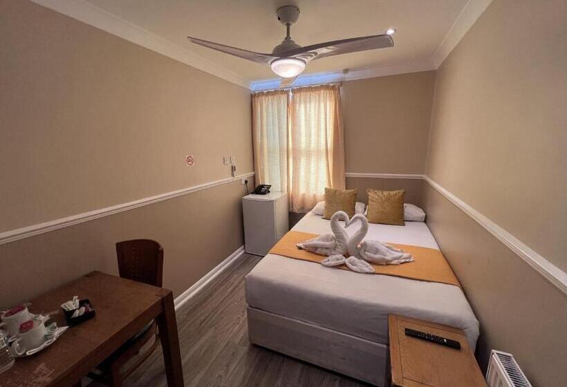Номер Стандарт, The Commongate Hotels