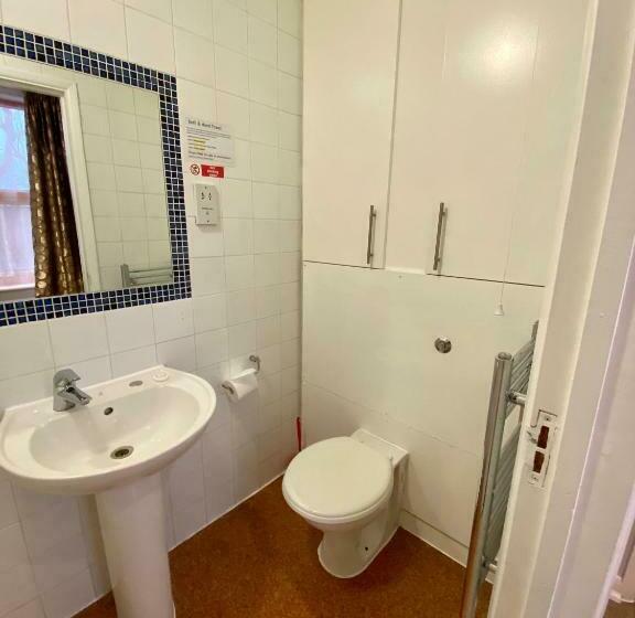 Номер Стандарт, The Commongate Hotels