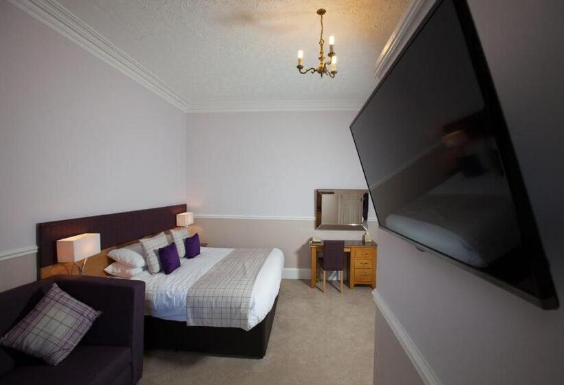 Семейный Номер, Cressfield Country House