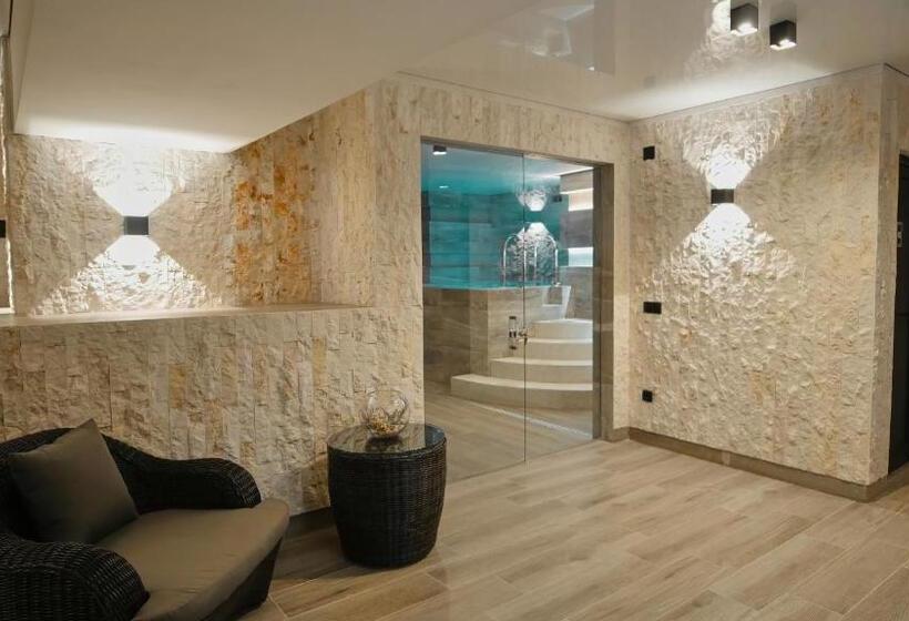 اتاق استاندارد سه نفره, Tskaltubo Hotel Prometheus