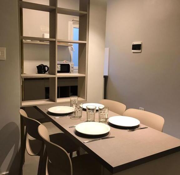 １ベッドルームアパートメント, Estepa